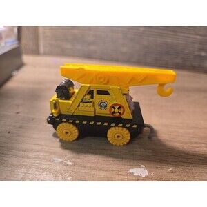 Thomas the Train Kevin Yellow Construction Crane Diecast Take And Play Friends